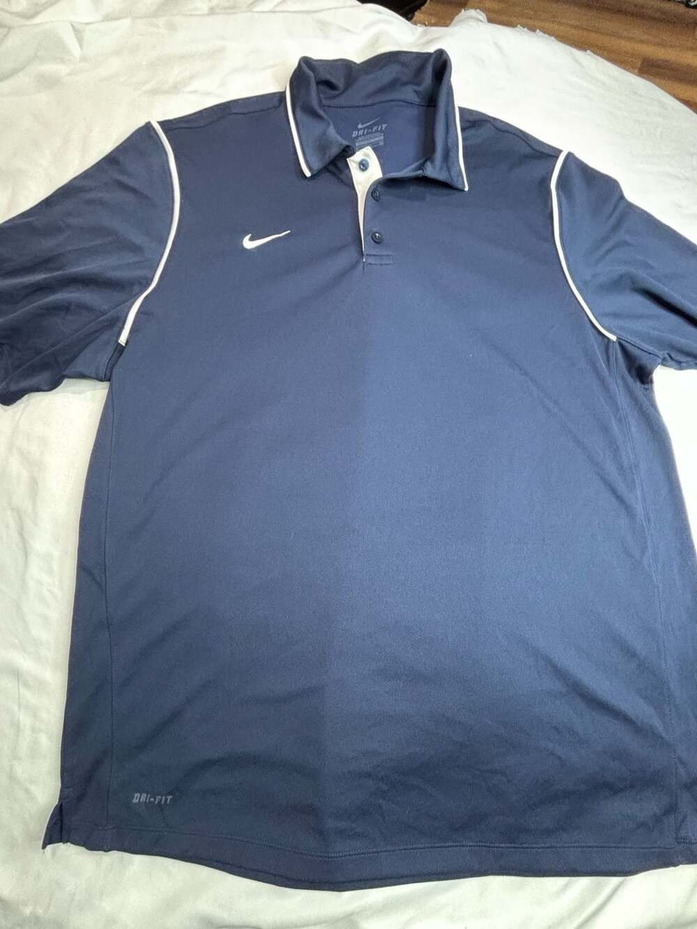 Nike Dri-Fit Polo Size XL Blue